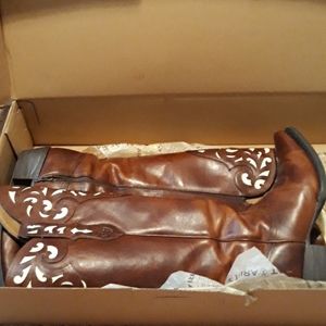 Women's boots